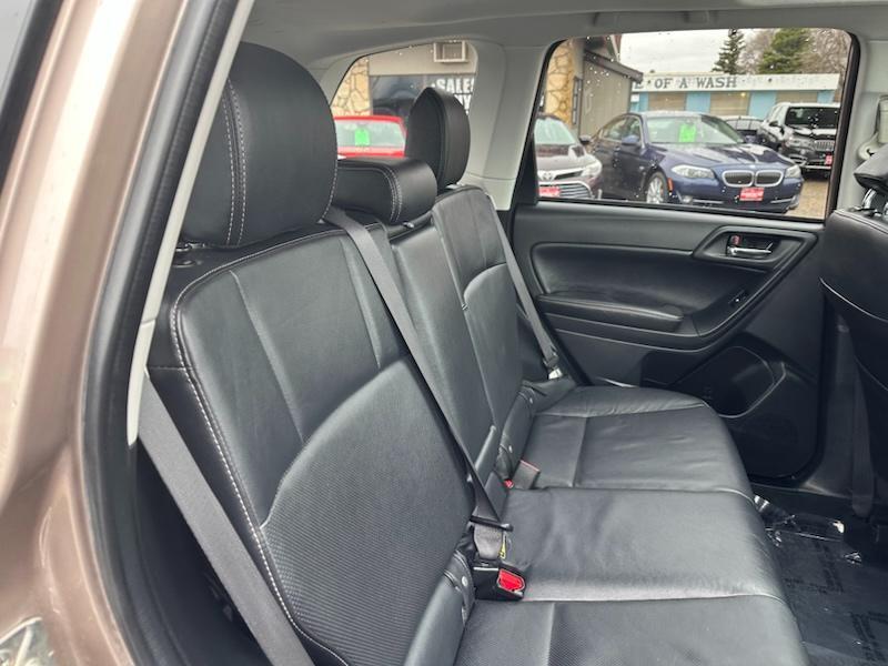 Subaru Forester 2.5i Limited 2014