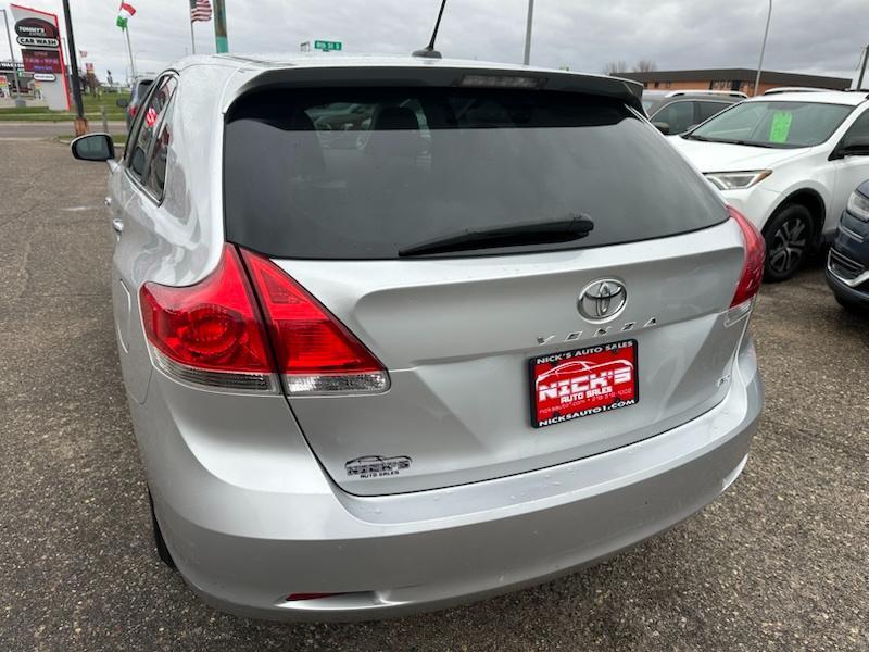 Toyota Venza AWD I4 2011