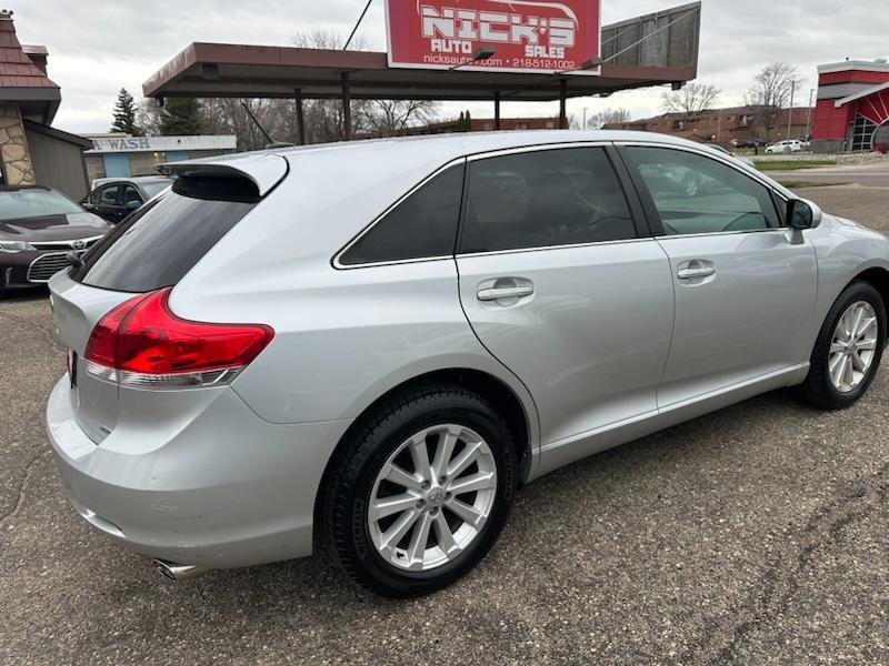 Toyota Venza AWD I4 2011