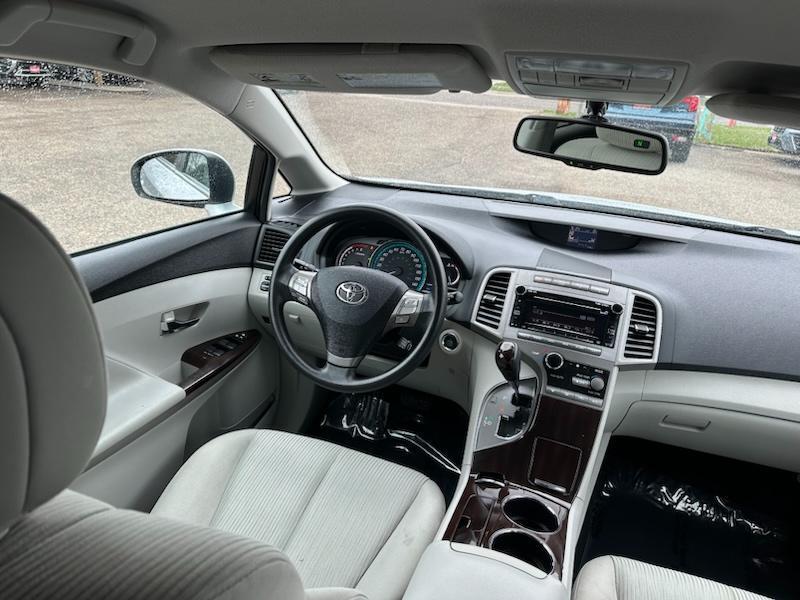 Toyota Venza AWD I4 2011