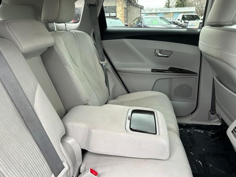 Toyota Venza AWD I4 2011