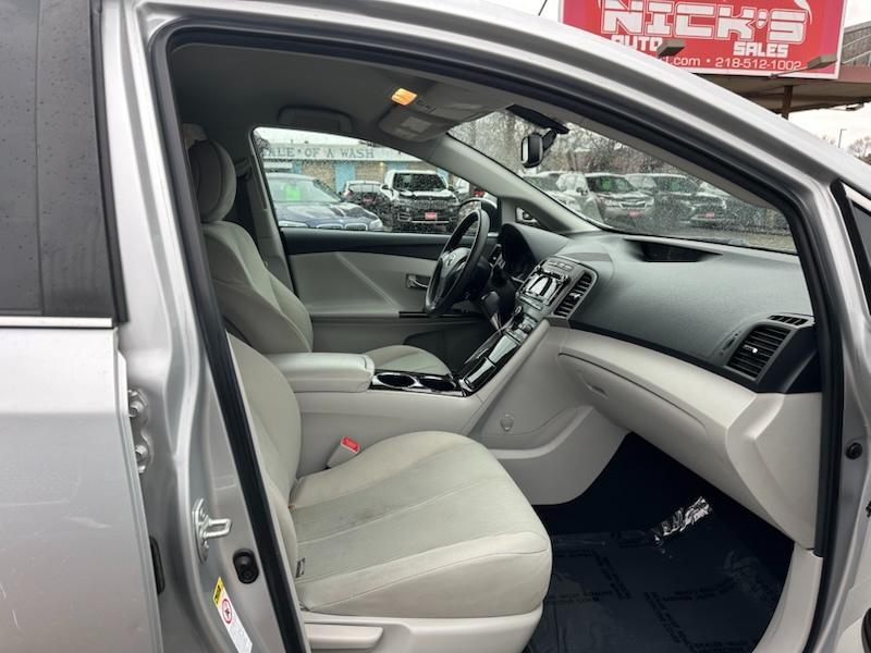 Toyota Venza AWD I4 2011