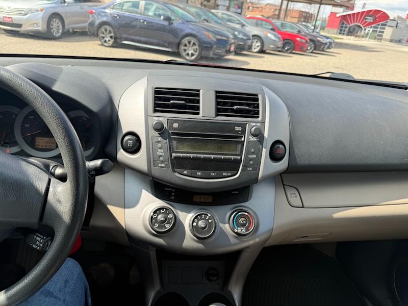 Toyota RAV4 Base I4 4WD 2008