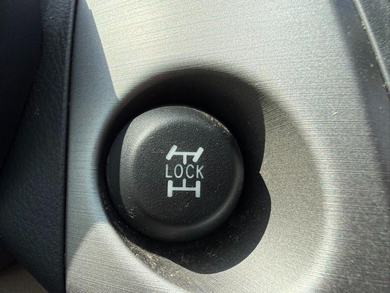 Toyota RAV4 Base I4 4WD 2008