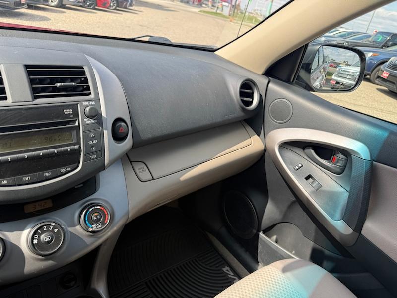 Toyota RAV4 Base I4 4WD 2008