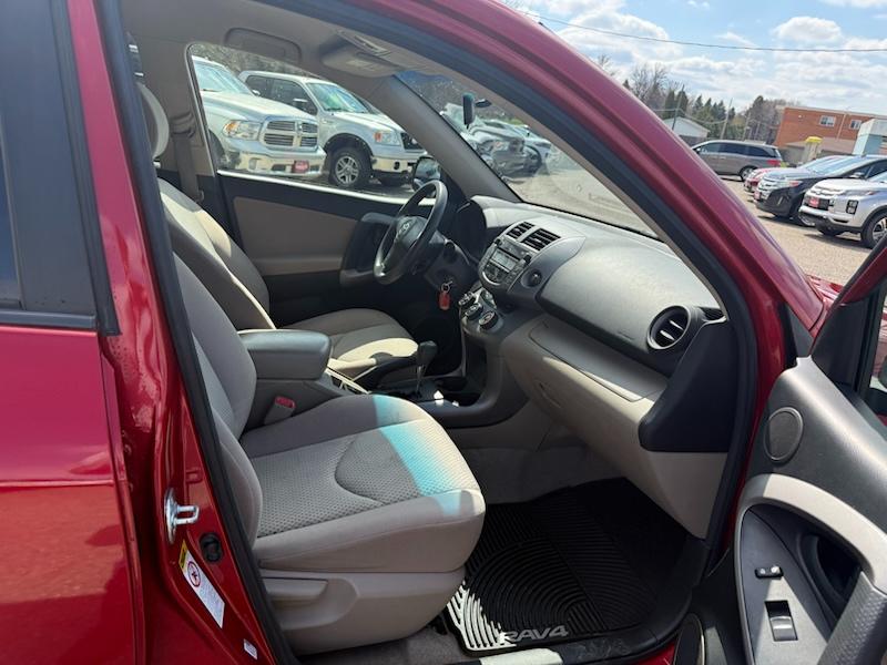 Toyota RAV4 Base I4 4WD 2008