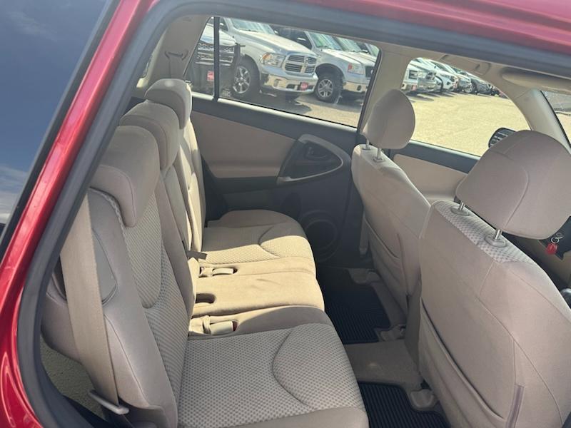 Toyota RAV4 Base I4 4WD 2008