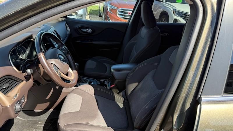 Jeep Cherokee Latitude 4WD 2014