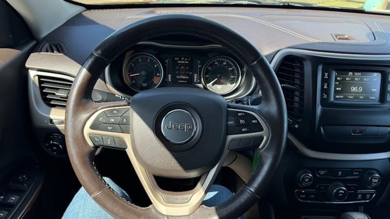 Jeep Cherokee Latitude 4WD 2014