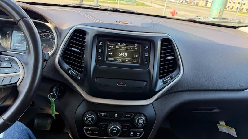 Jeep Cherokee Latitude 4WD 2014