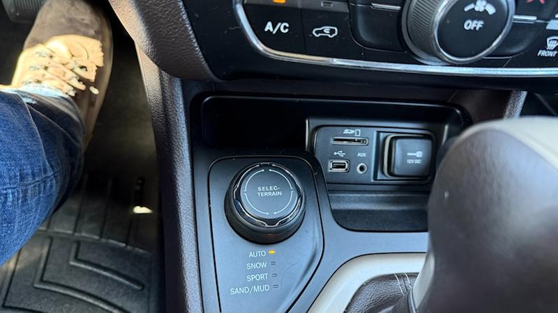 Jeep Cherokee Latitude 4WD 2014