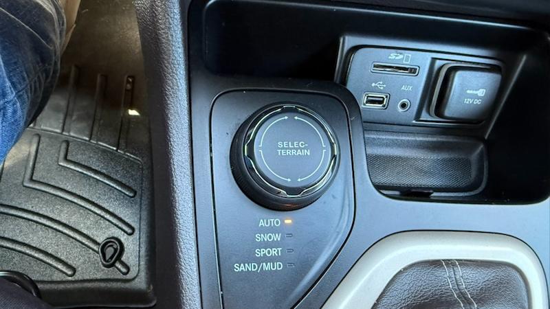 Jeep Cherokee Latitude 4WD 2014