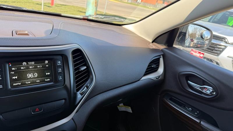 Jeep Cherokee Latitude 4WD 2014