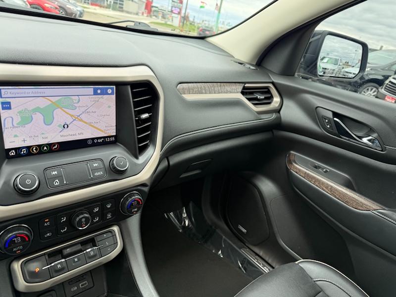 GMC Acadia Denali AWD 2020