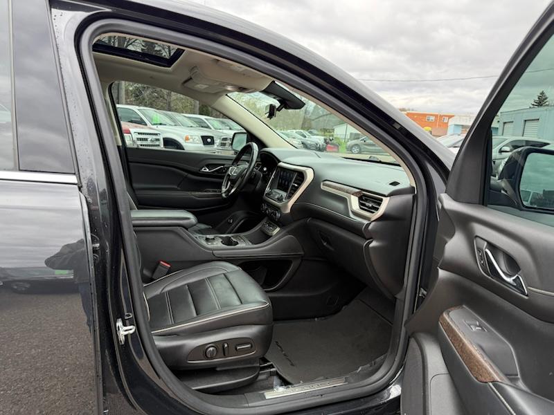 GMC Acadia Denali AWD 2020