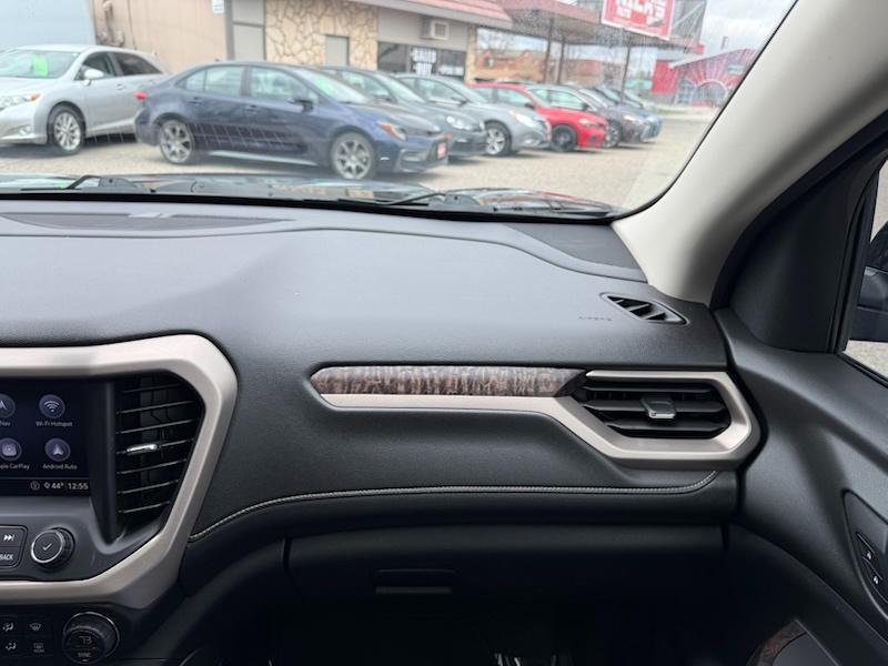 GMC Acadia Denali AWD 2020