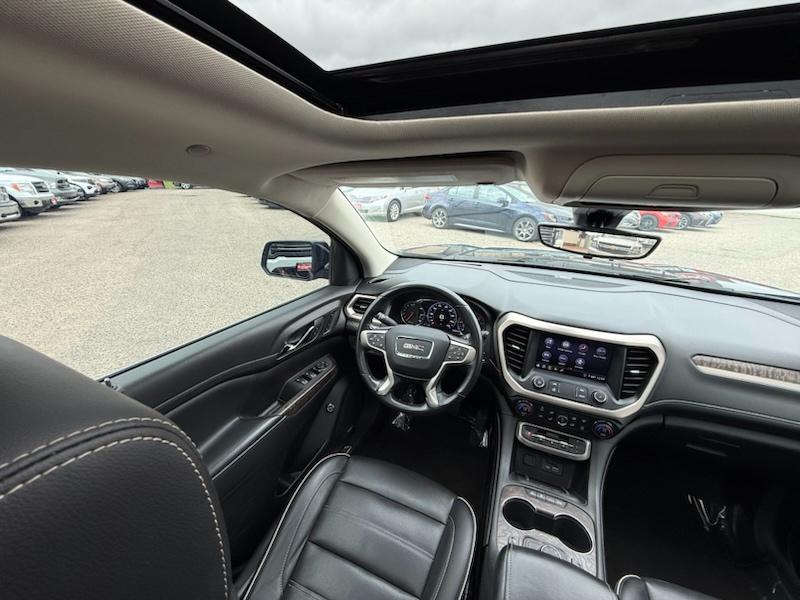 GMC Acadia Denali AWD 2020