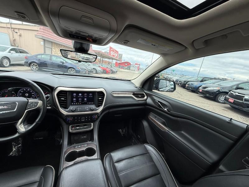 GMC Acadia Denali AWD 2020