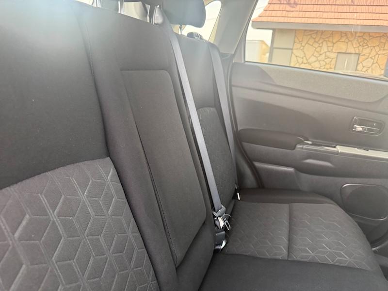 Mitsubishi Outlander Sport  2021