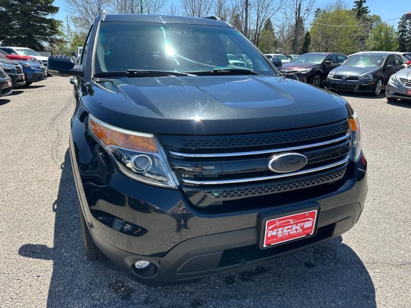 Ford Explorer Limited 4WD 2011
