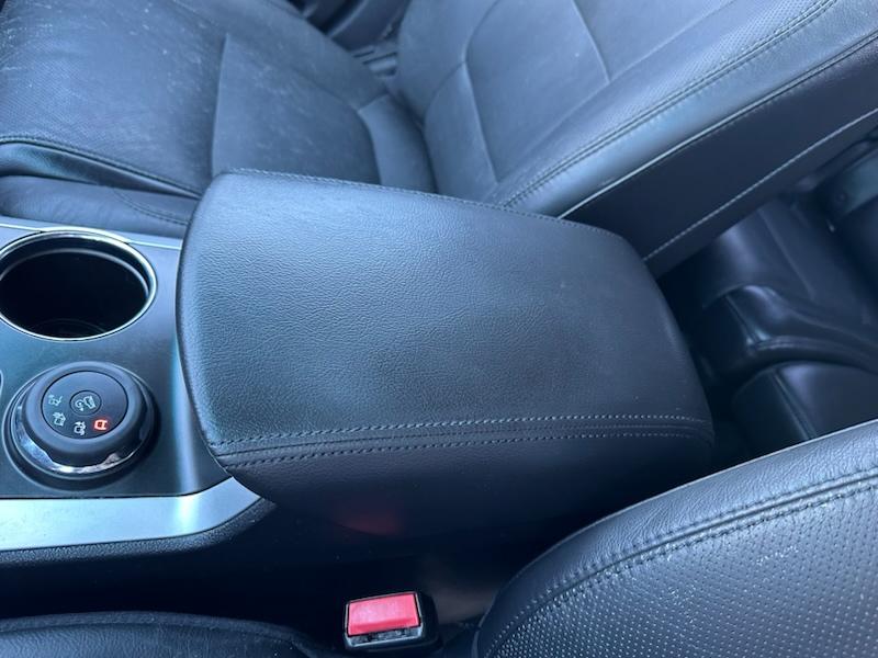 Ford Explorer Limited 4WD 2011