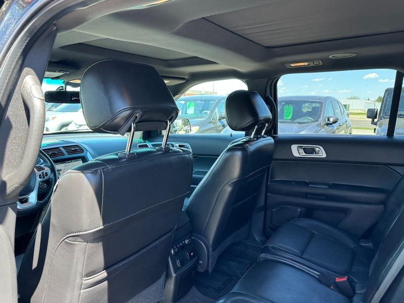 Ford Explorer Limited 4WD 2011