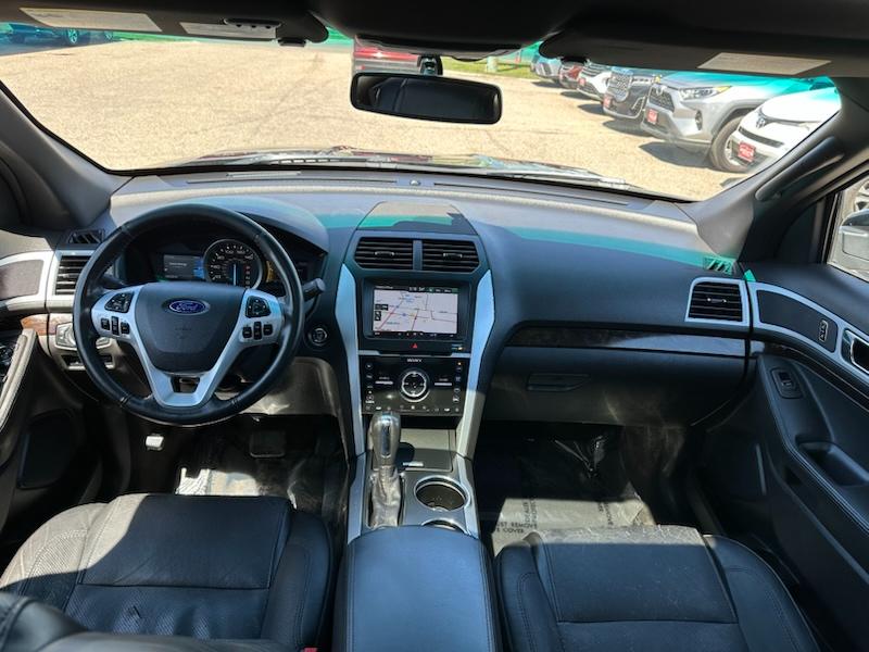 Ford Explorer Limited 4WD 2011