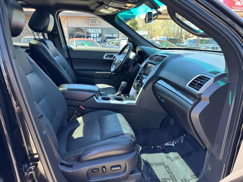 Ford Explorer Limited 4WD 2011