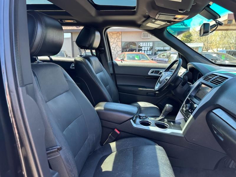 Ford Explorer Limited 4WD 2011