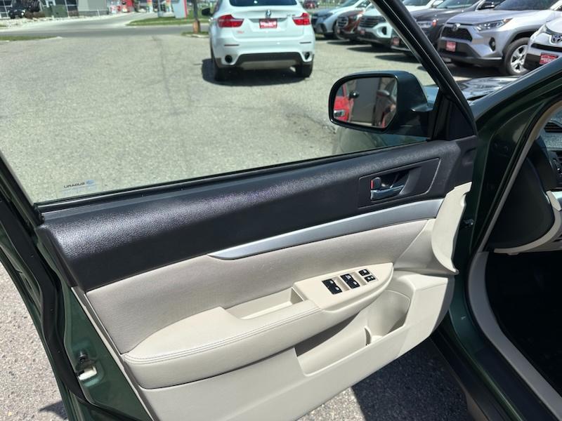 Subaru Outback 2.5i 2014