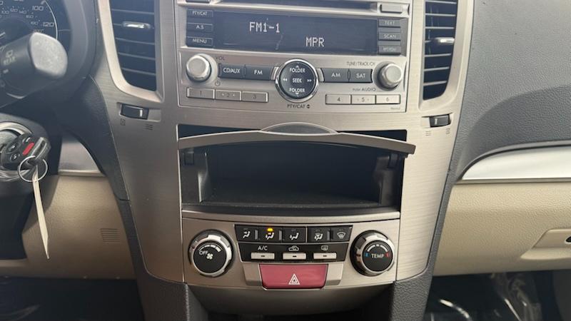 Subaru Outback 2.5i Premium 2011