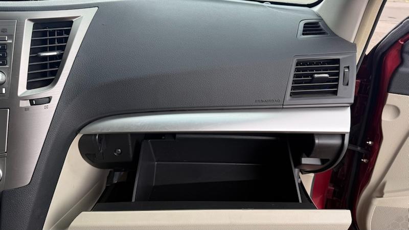 Subaru Outback 2.5i Premium 2011
