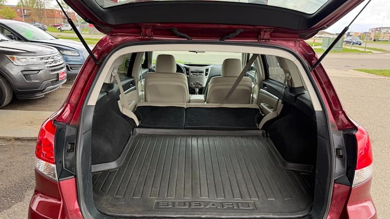 Subaru Outback 2.5i Premium 2011