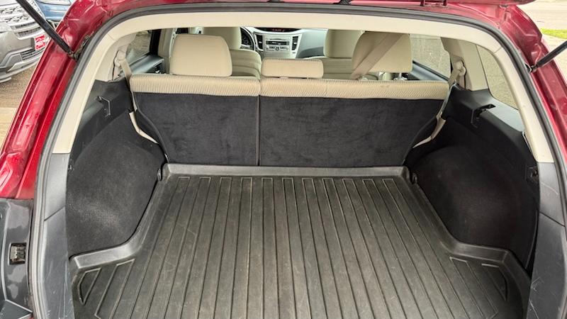 Subaru Outback 2.5i Premium 2011