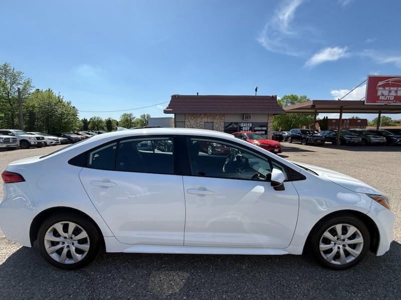 Toyota Corolla LE 2022