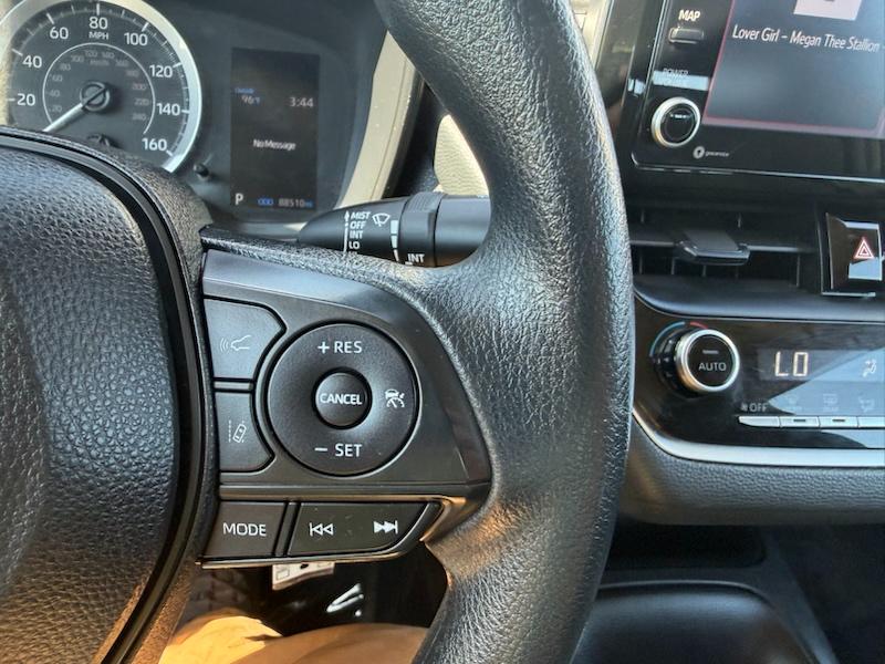 Toyota Corolla LE 2022