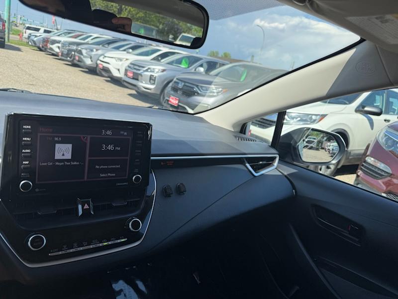 Toyota Corolla LE 2022