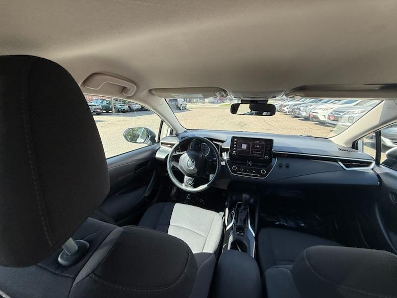 Toyota Corolla LE 2022
