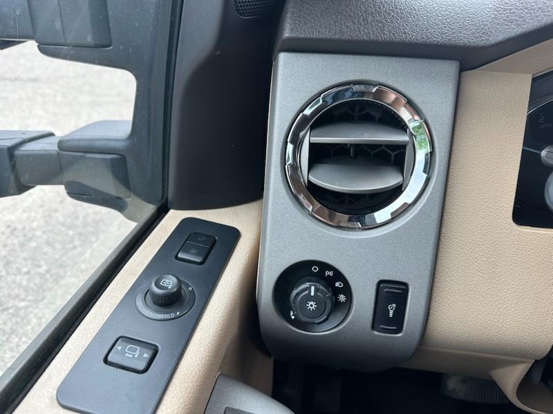 Ford F-250 SD Lariat Crew Cab 4WD 2014