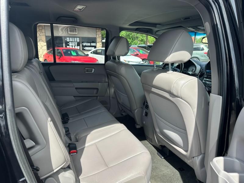 Honda Pilot EX-L 4WD 5-Spd AT with Navigation 2015