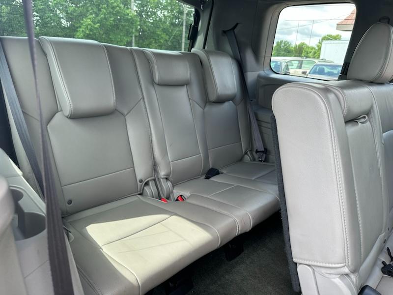 Honda Pilot EX-L 4WD 5-Spd AT with Navigation 2015