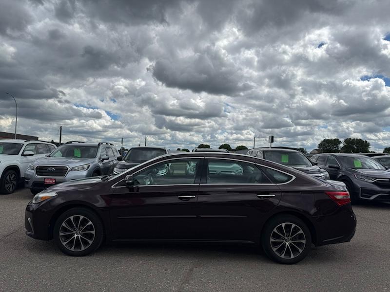 Toyota Avalon XLE Plus 2017