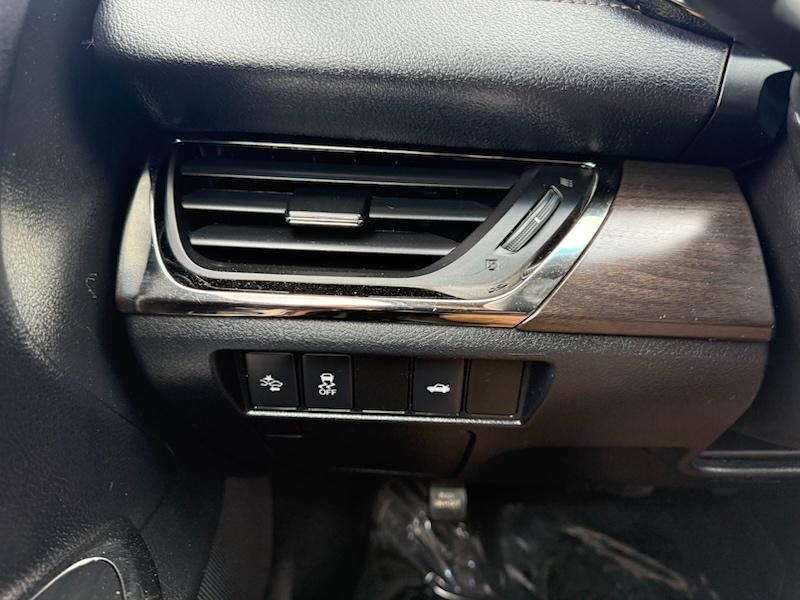 Toyota Avalon XLE Plus 2017
