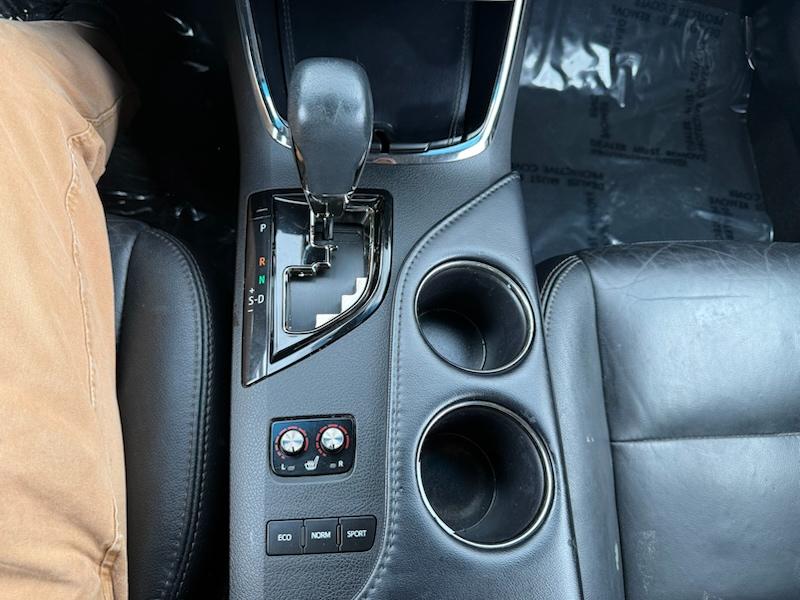 Toyota Avalon XLE Plus 2017
