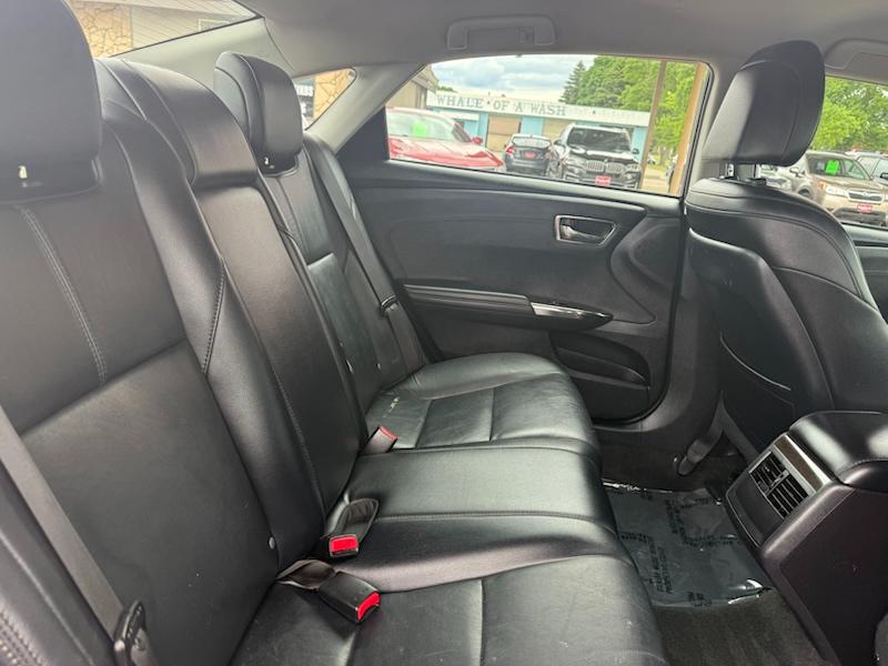 Toyota Avalon XLE Plus 2017