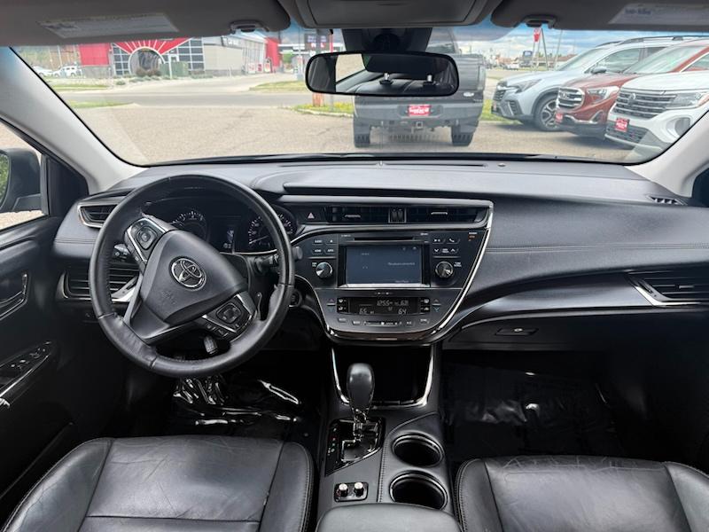 Toyota Avalon XLE Plus 2017