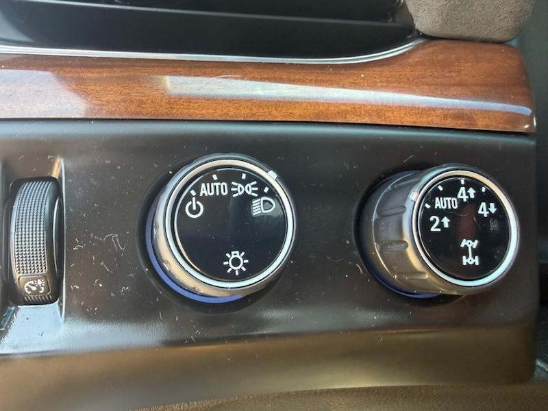 Cadillac Escalade Premium 4WD 2015