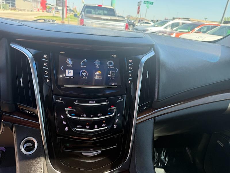 Cadillac Escalade Premium 4WD 2015