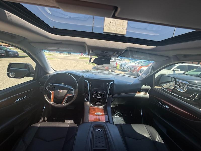 Cadillac Escalade Premium 4WD 2015