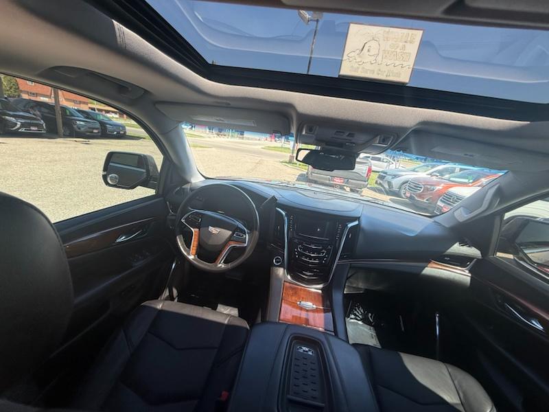 Cadillac Escalade Premium 4WD 2015